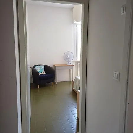 Carlo Apartment
