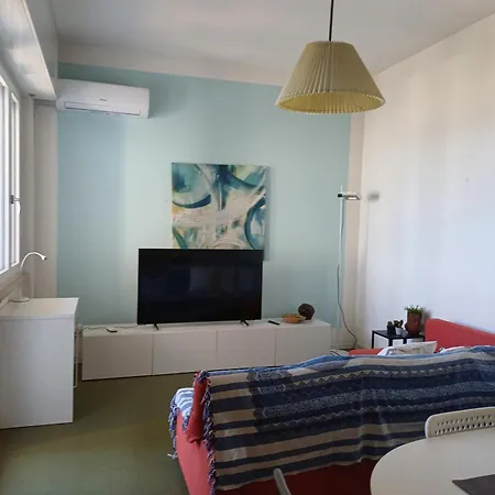 Carlo Apartment