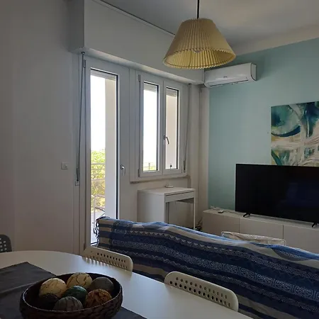 Apartment Carlo Pesaro